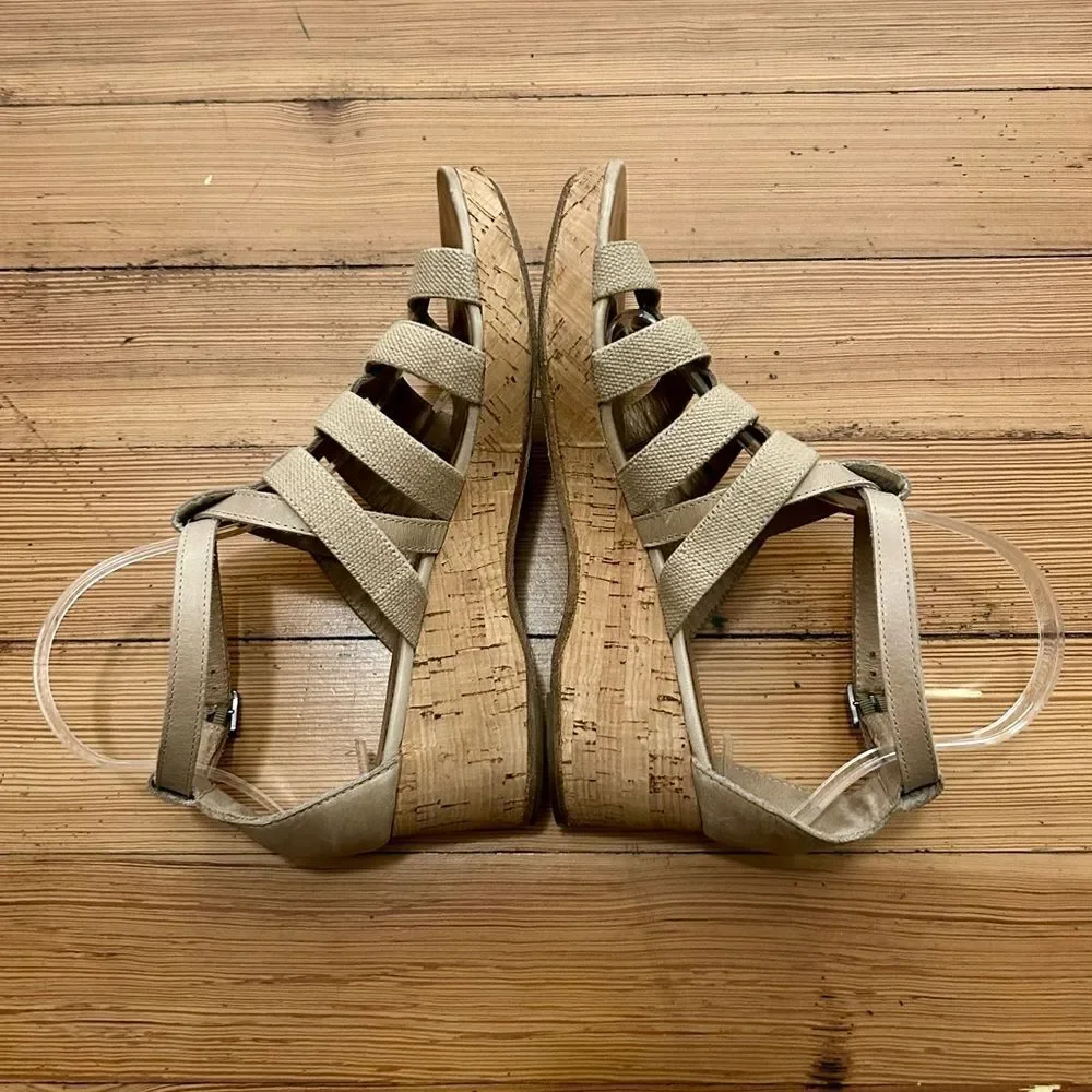 Eileen Fisher Bevy St. Linen stretch wedge sandal heels. Size 8.